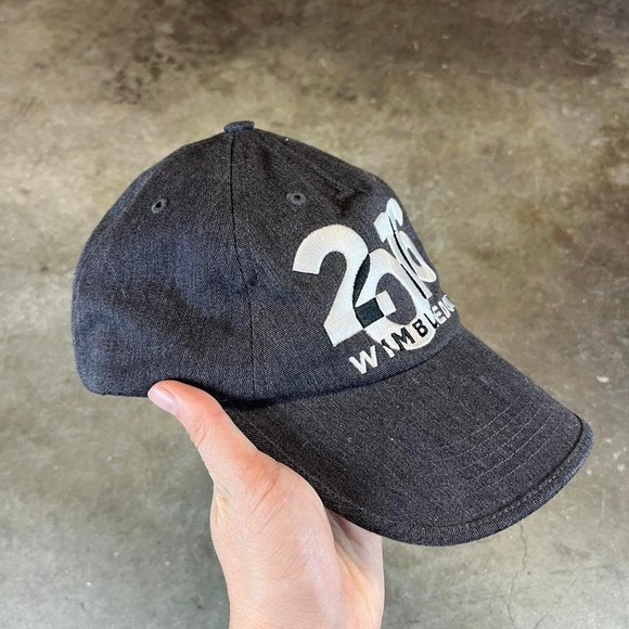 2016 Wimbledon tennis hat with white accents - Picture 2 of 5